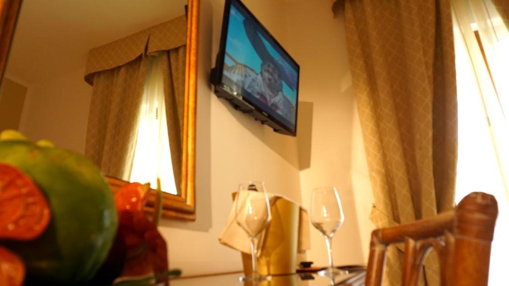 Hotel Portonuovo เวียสเต ภายนอก รูปภาพ